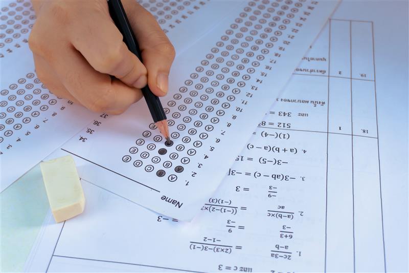 Effective Methods to Solve MCQs in JEE and NEET Exams